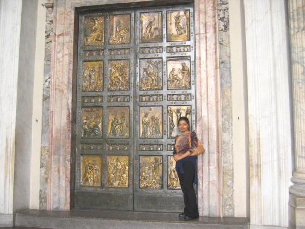 manasi_door.jpg